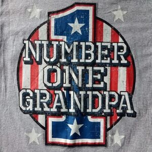 Men's Grey T-shirt Number One Grandpa #1 Grandfather American Flag Patriotic